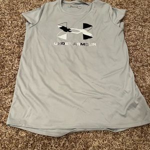 Under armour girls shirt